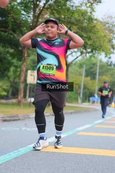 Runner Photo 5667161