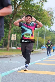 Runner Photo 5667167