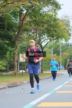 Runner Photo 5667192