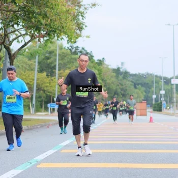 Runner Photo 5667204