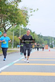 Runner Photo 5667218