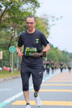 Runner Photo 5667242