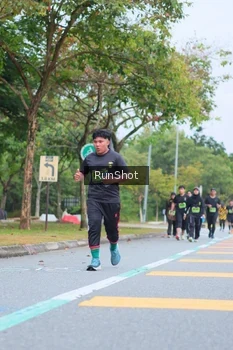 Runner Photo 5667253