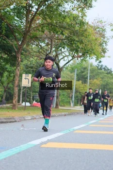 Runner Photo 5667258
