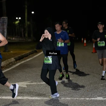 Runner Photo 5667275