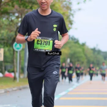 Runner Photo 5667289