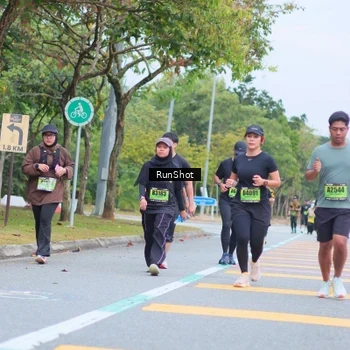 Runner Photo 5667299