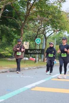 Runner Photo 5667309