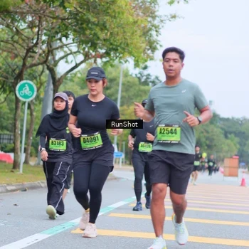 Runner Photo 5667317