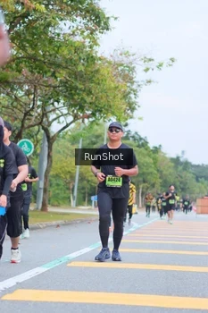 Runner Photo 5667335