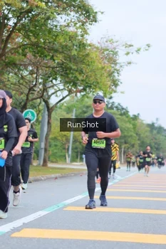 Runner Photo 5667341