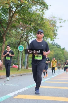 Runner Photo 5667357