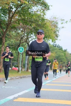 Runner Photo 5667358