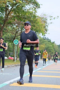 Runner Photo 5667361