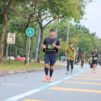 Runner Photo 5667364