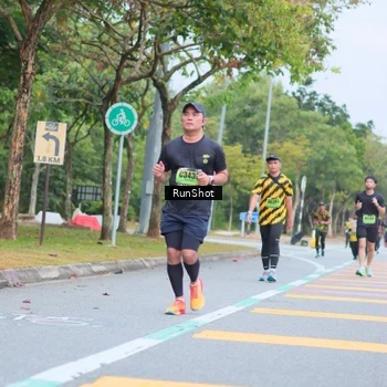 Runner Photo 5667374