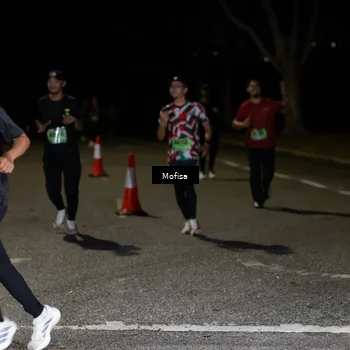 Runner Photo 5667376
