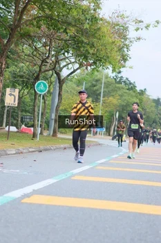 Runner Photo 5667392