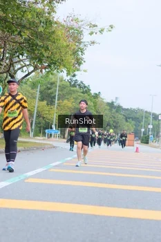 Runner Photo 5667401