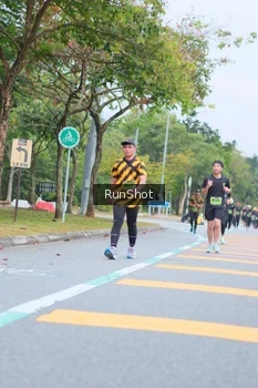 Runner Photo 5667402