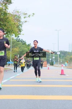 Runner Photo 5667411