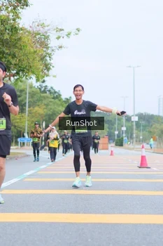 Runner Photo 5667416