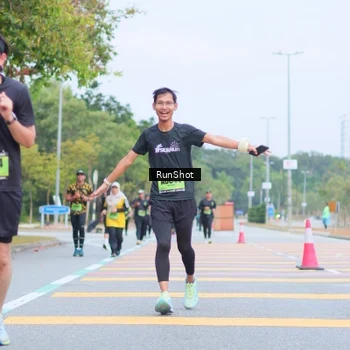 Runner Photo 5667418