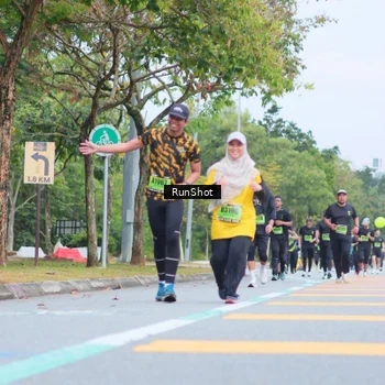 Runner Photo 5667432