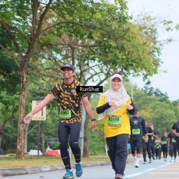 Runner Photo 5667446