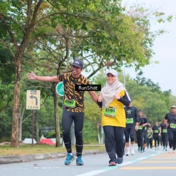 Runner Photo 5667448