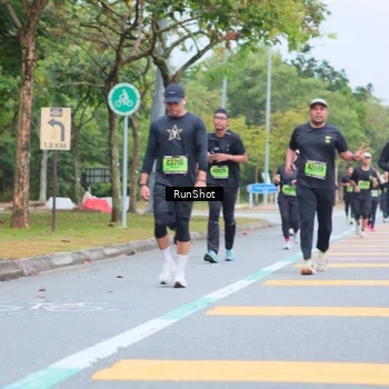 Runner Photo 5667472