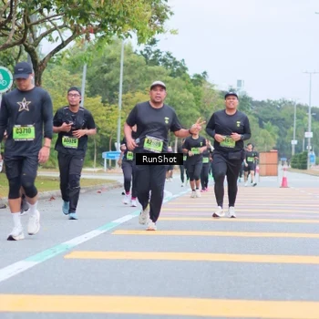 Runner Photo 5667475