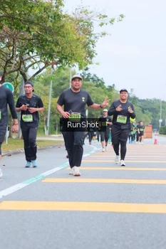 Runner Photo 5667491