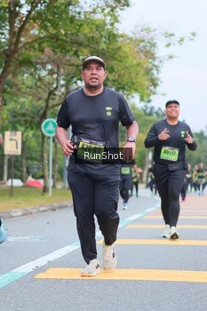 Runner Photo 5667519