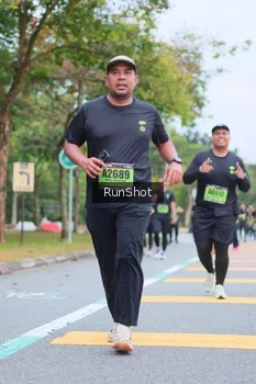 Runner Photo 5667521