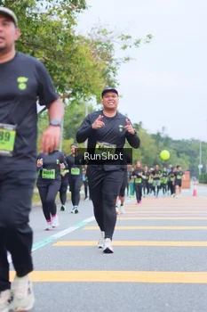 Runner Photo 5667526