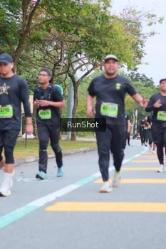 Runner Photo 5667530
