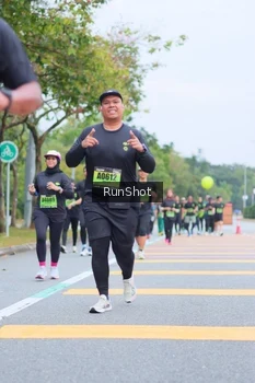 Runner Photo 5667535