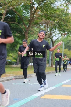 Runner Photo 5667554