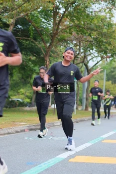 Runner Photo 5667558