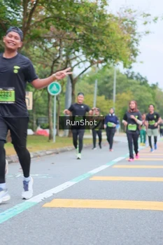 Runner Photo 5667566