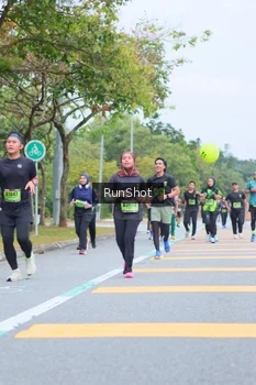 Runner Photo 5667611