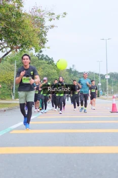 Runner Photo 5667648