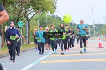 Runner Photo 5667659