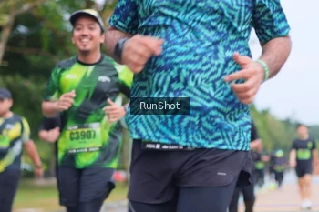 Runner Photo 5667731