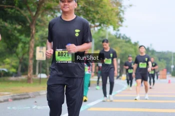 Runner Photo 5667753