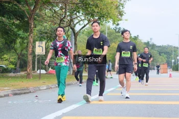 Runner Photo 5667777