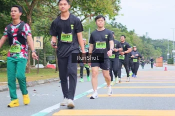 Runner Photo 5667790