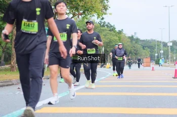 Runner Photo 5667800