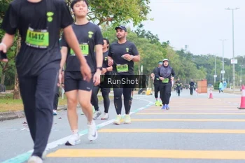 Runner Photo 5667802